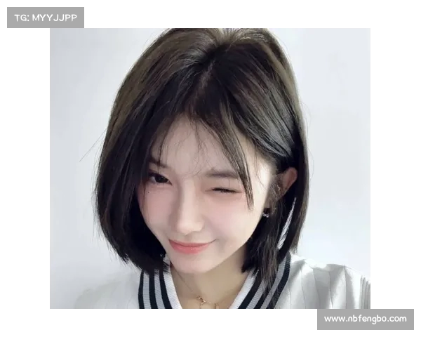 吴艳妮大胆换短发挑战自己:告别长发省时又精神焕发 吴艳妮大胆换短发挑战自己:告别长发省时又精神焕发